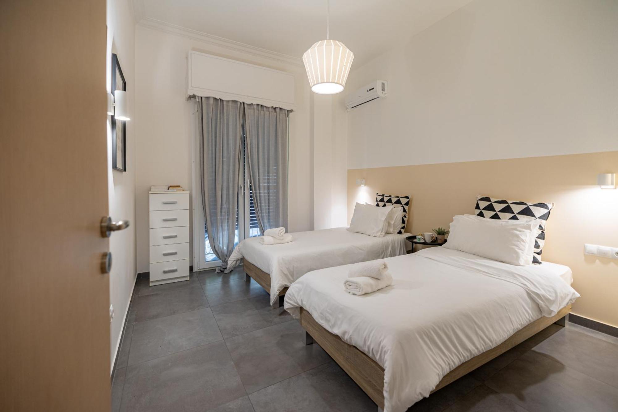 Ports Crossroad C Apartment Piraeus Exterior photo