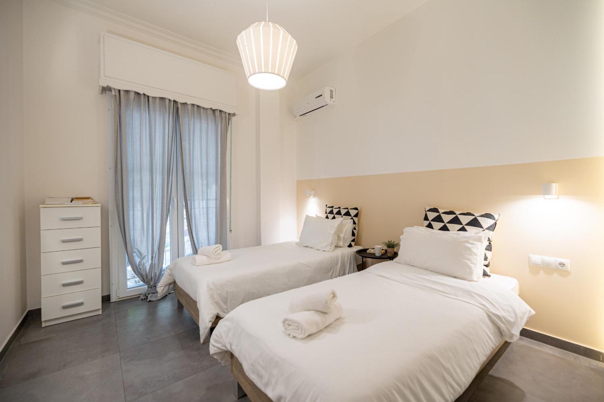 Ports Crossroad C Apartment Piraeus Exterior photo