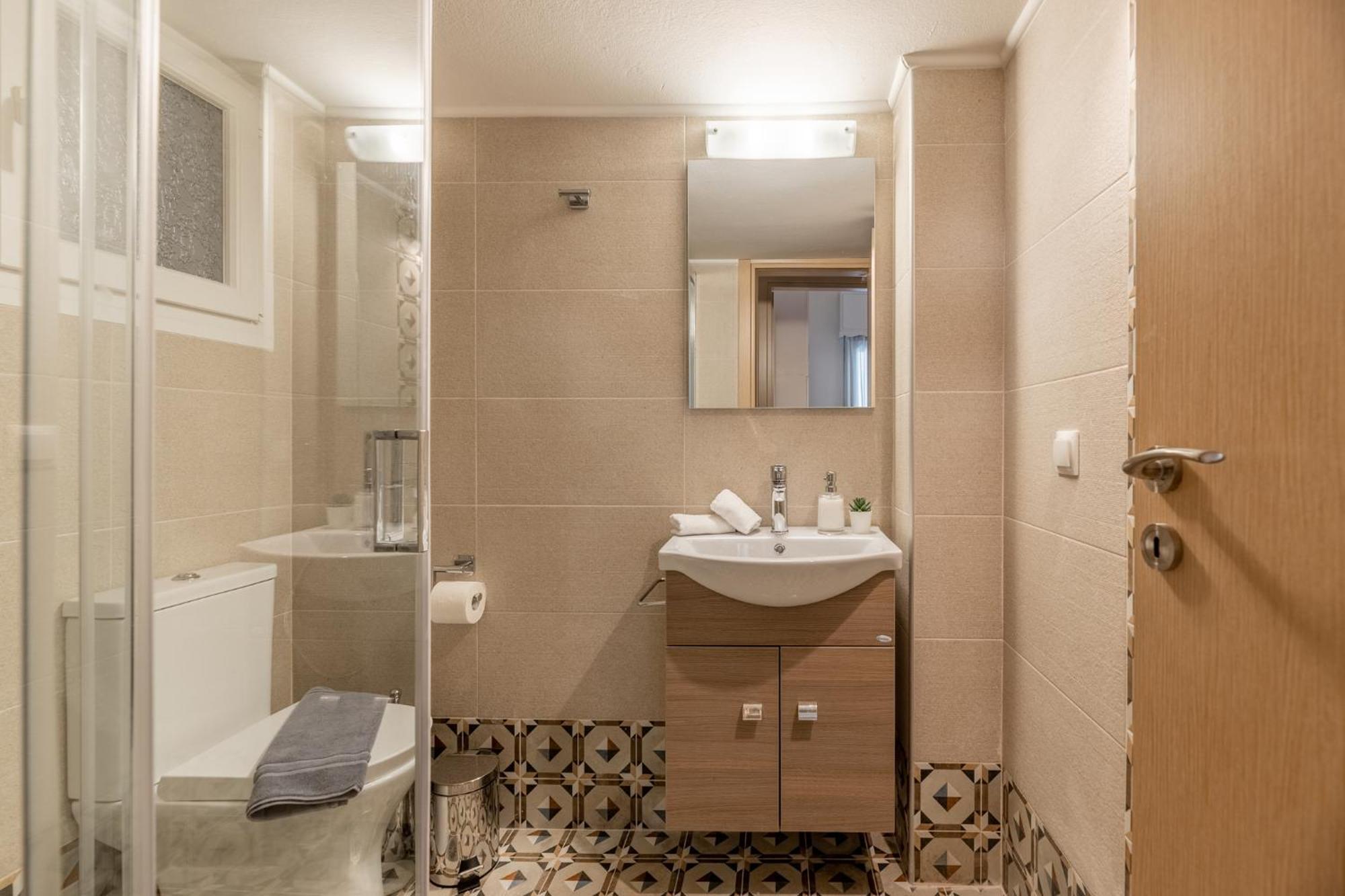 Ports Crossroad C Apartment Piraeus Exterior photo
